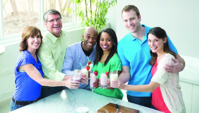 groupdrinkingsmoothies-002